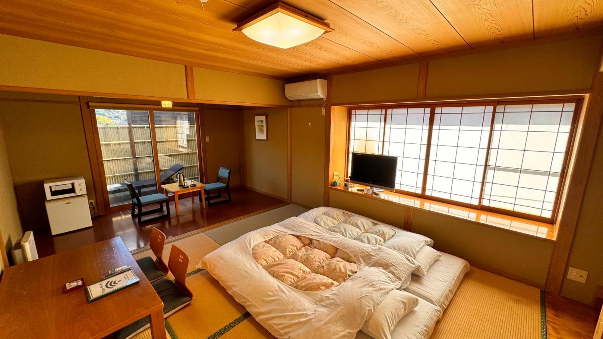 Ryokan Yamanami Yufu Esterno foto